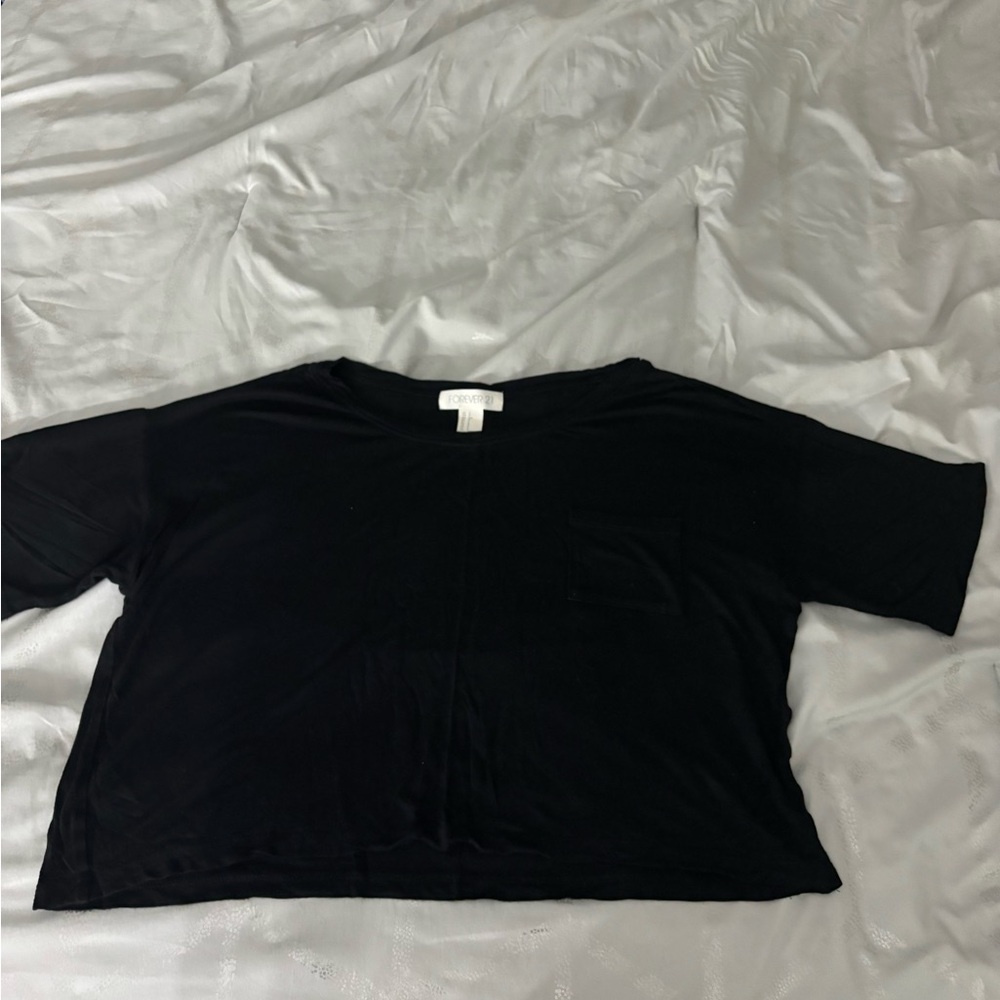 Forever 21 black crop top with pocket. Size S.